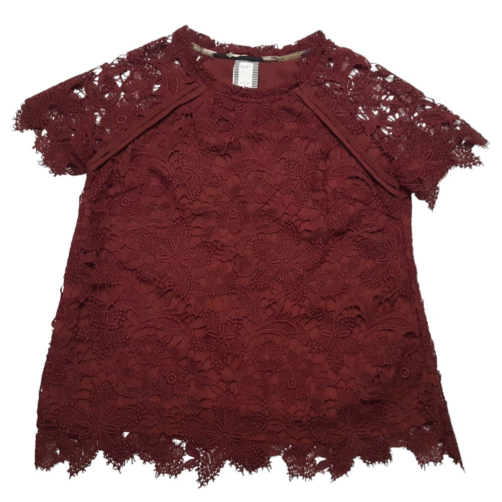 Guest Editor Lace Blouse Womens Small Burgundy Floral Romantic‎ Short Sleeve Top